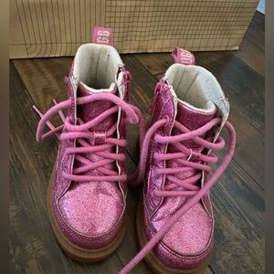 Ugg boots size 9 kids